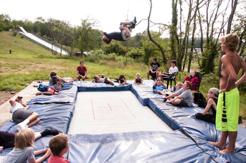 /upload/images/photo_album/trampoline/trampoline01