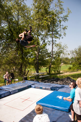 /upload/images/photo_album/trampoline/trampoline03